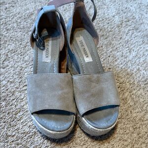 Steve Madden olive green Espadrille Sandals